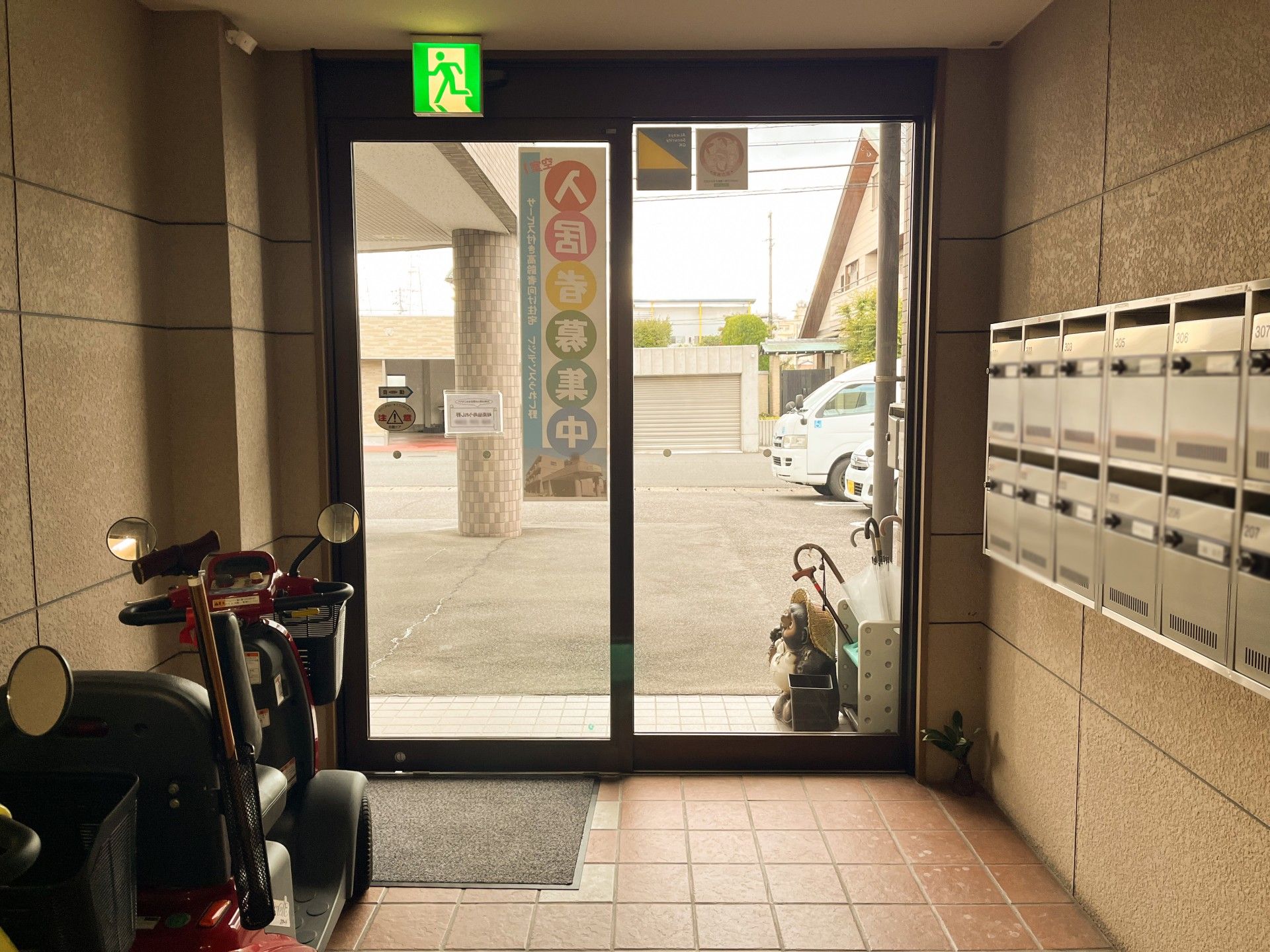 出入りしやすい玄関エリア