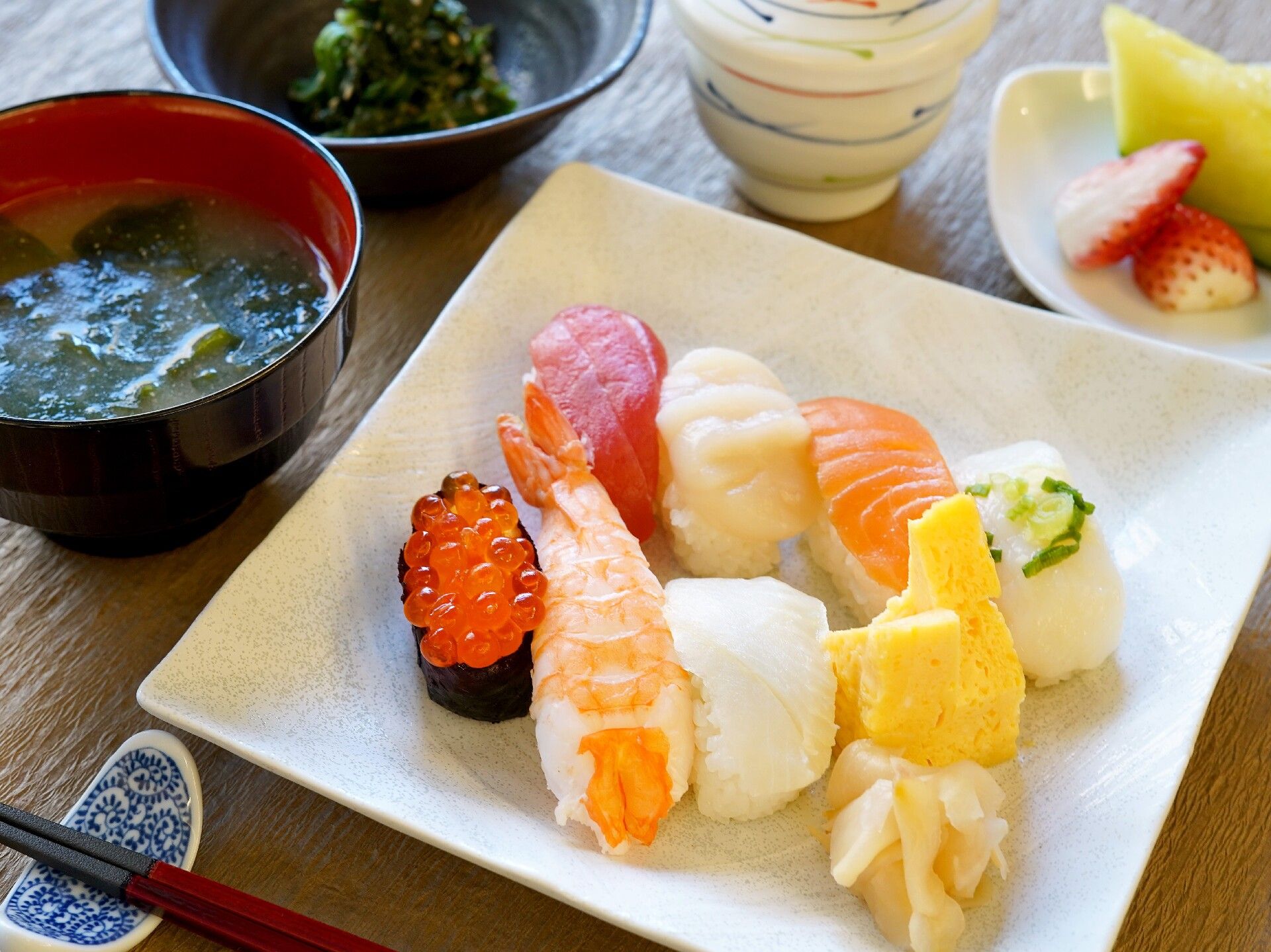 栄養バランスに配慮したお食事