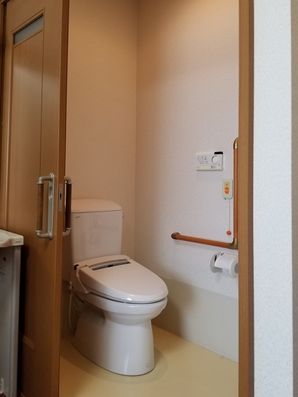 居室内トイレ