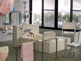 清潔な浴室設備