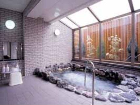 エバーライフの浴室。非違の生活をより快適にお過ごしいただける環境・サービスを行なっております。