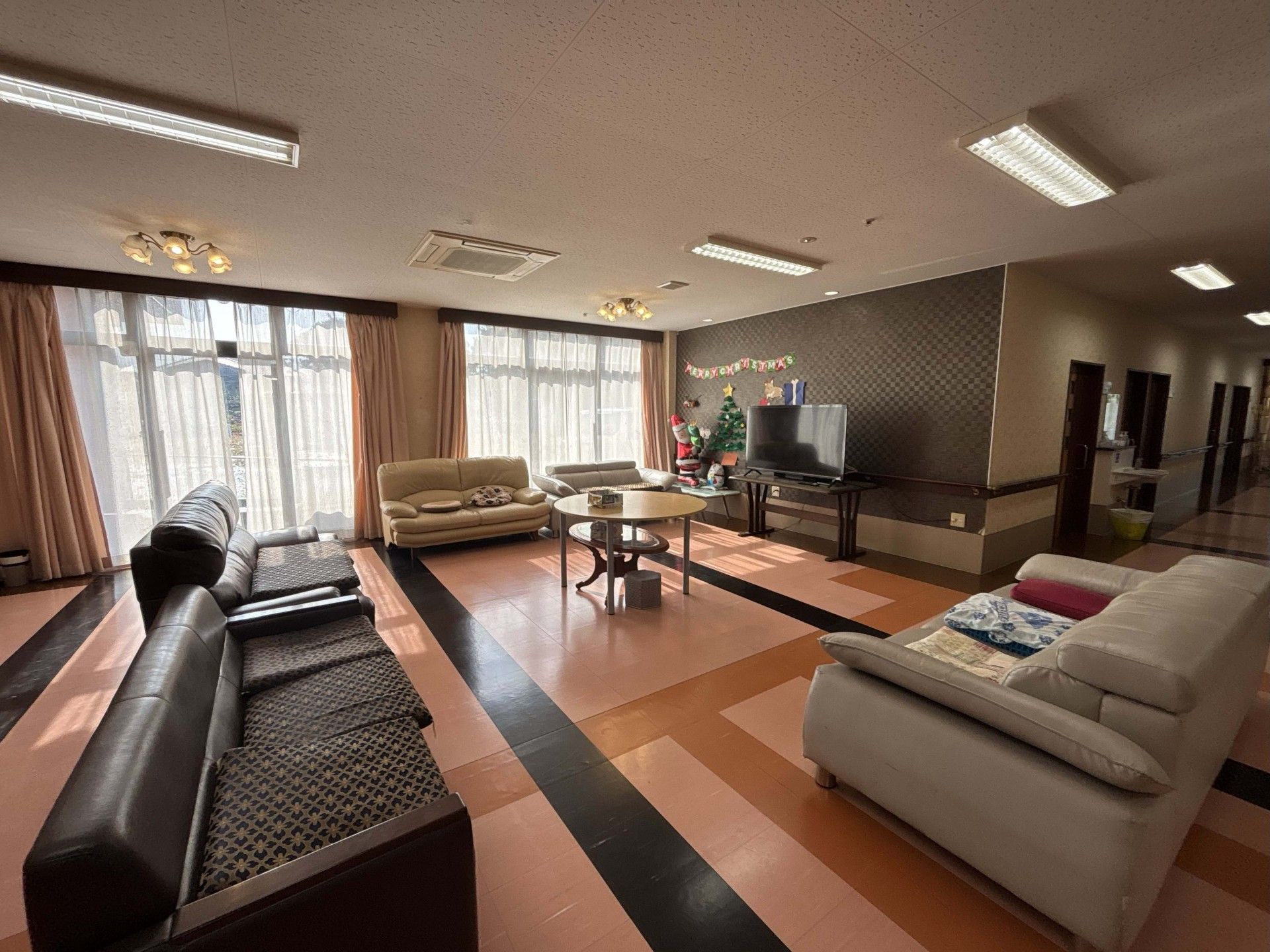 くつろぎの共有スペース