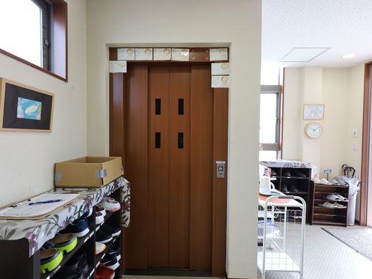 エレベーター