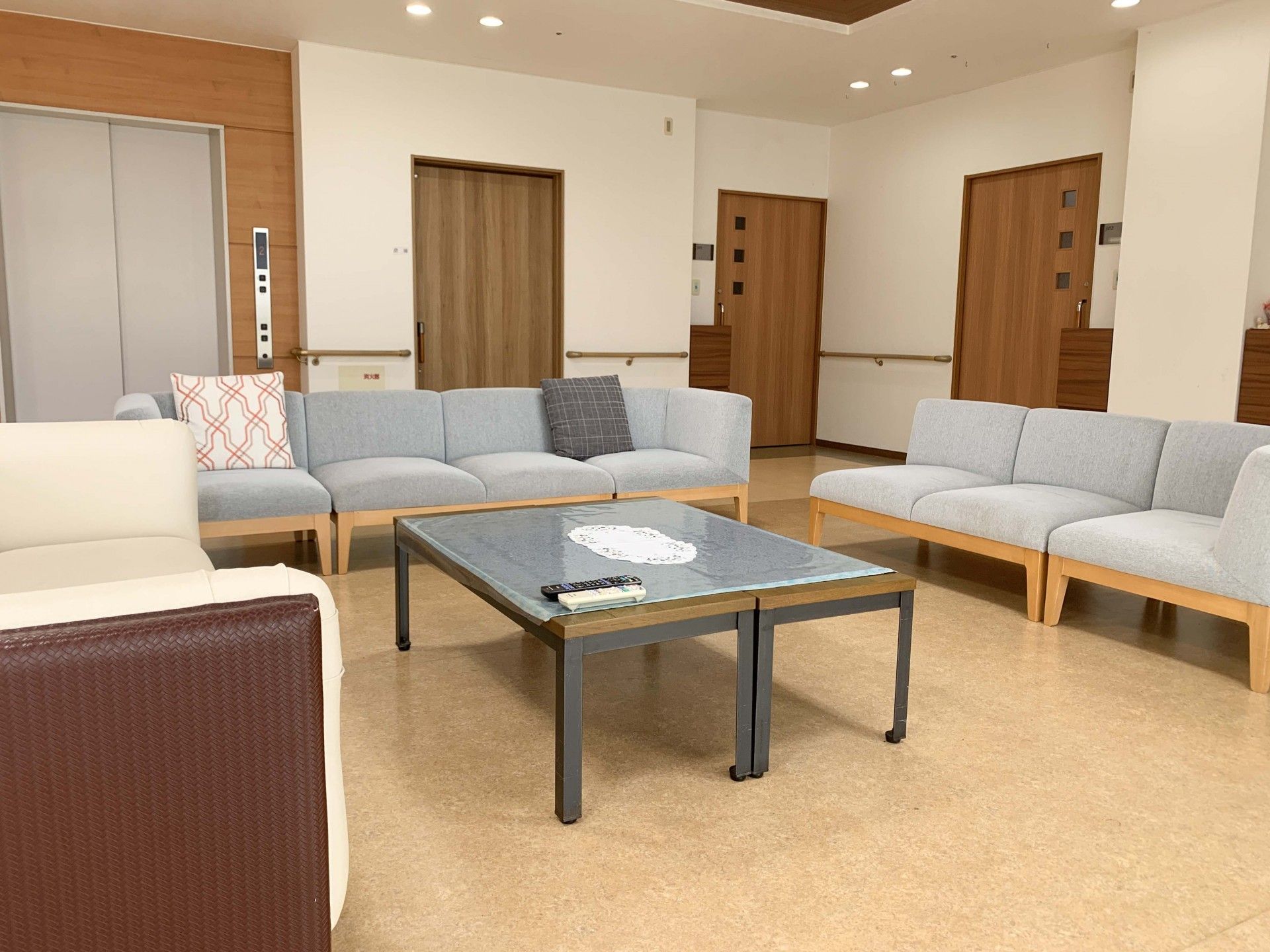 落ち着いた雰囲気の部屋