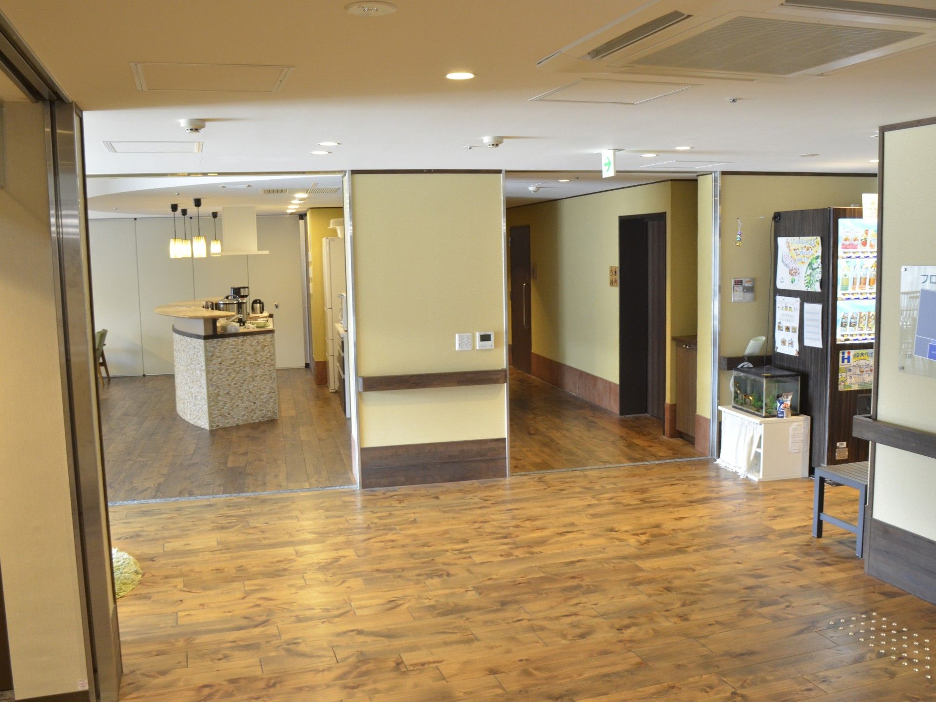 温かみのある廊下