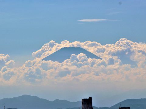 富士山と雲の風景
