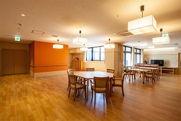 明るく広々とした共有スペース