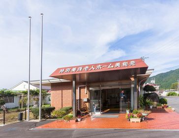 明るいエントランス風景
