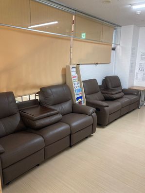 ラウンジ