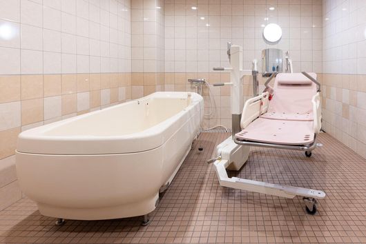 ストレッチャー浴