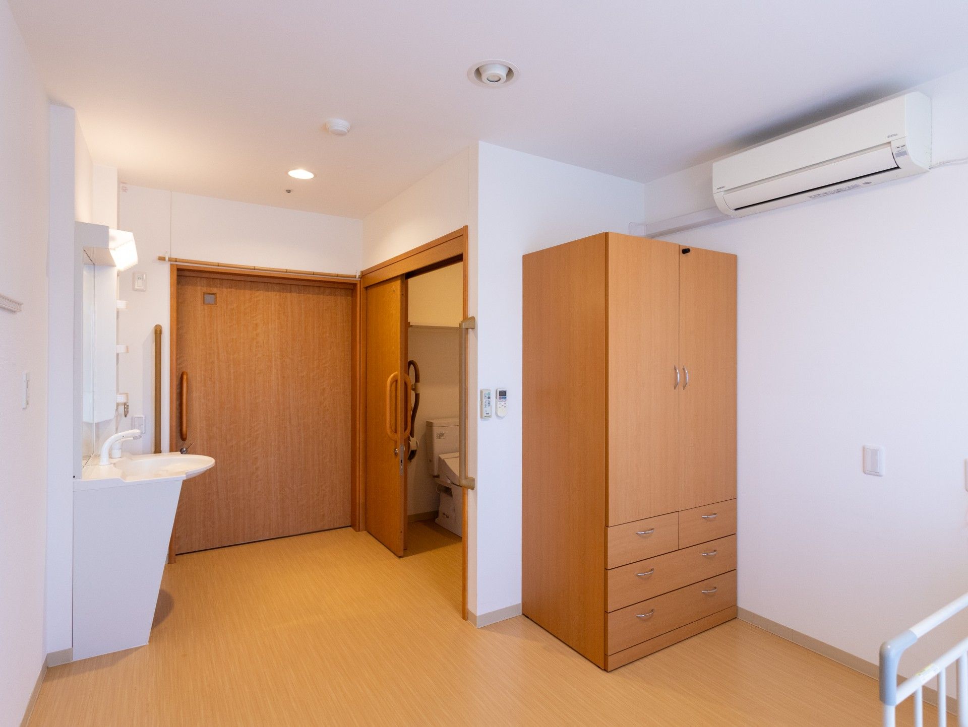 清潔な個室の一角