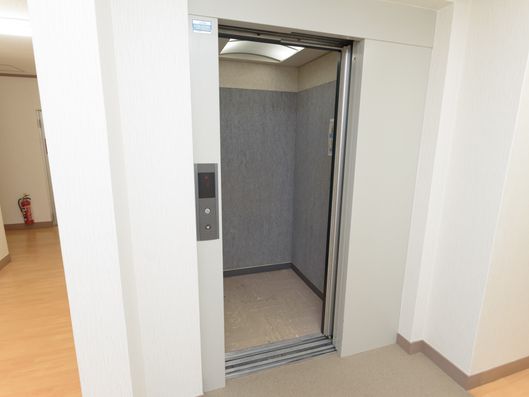 エレベーター