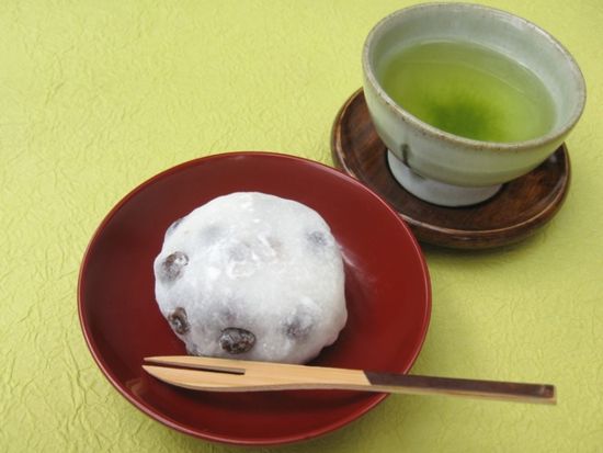 豆大福と日本茶