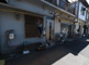 静かな住宅街の外観