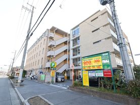 ５階建ての施設