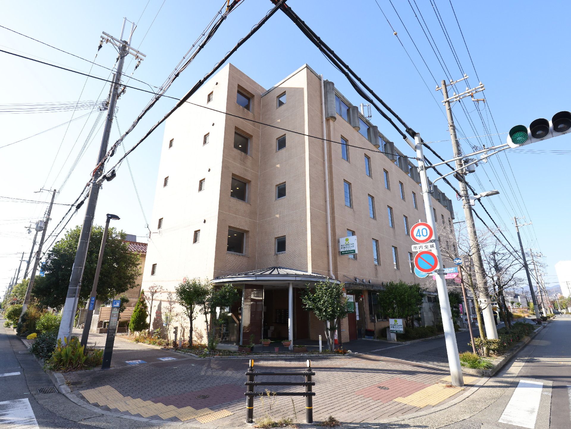 ５階建ての施設