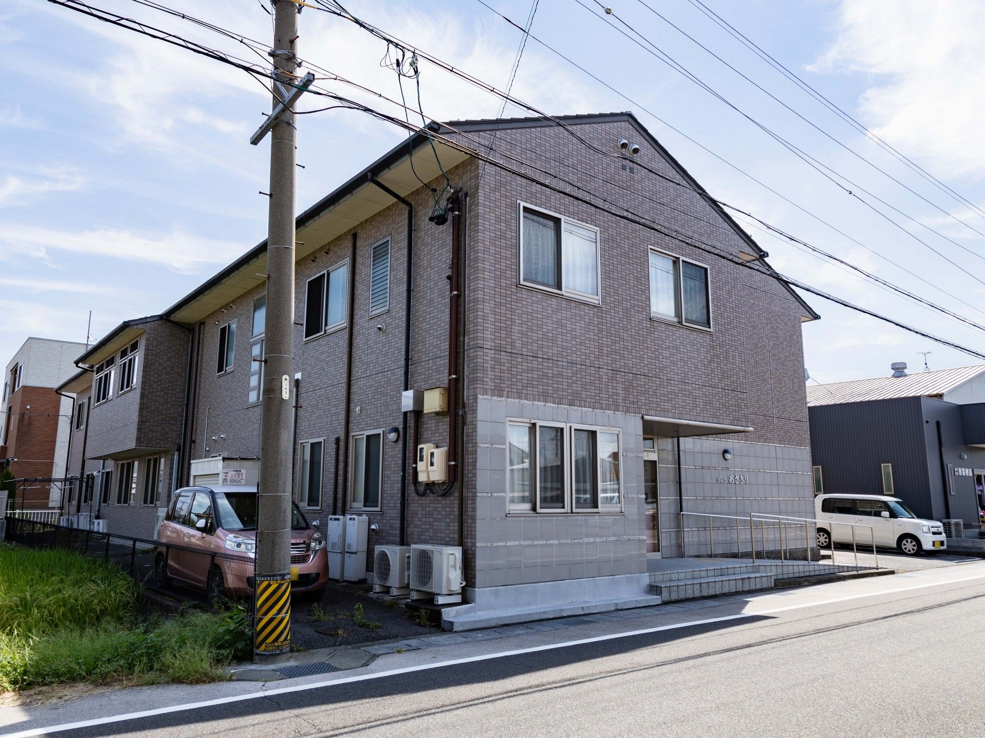ゆったりとした建物外観