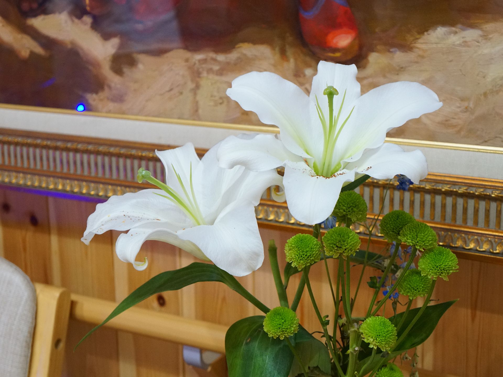共有スペースなどに飾られている、入居者の心を和ますためのきれいな花