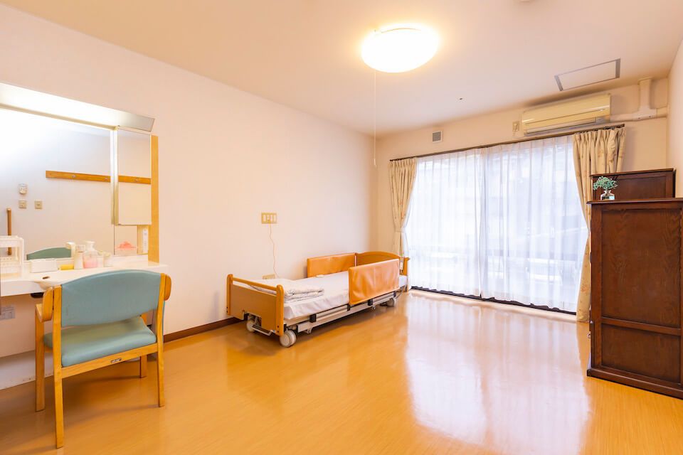 明るい個室の様子
