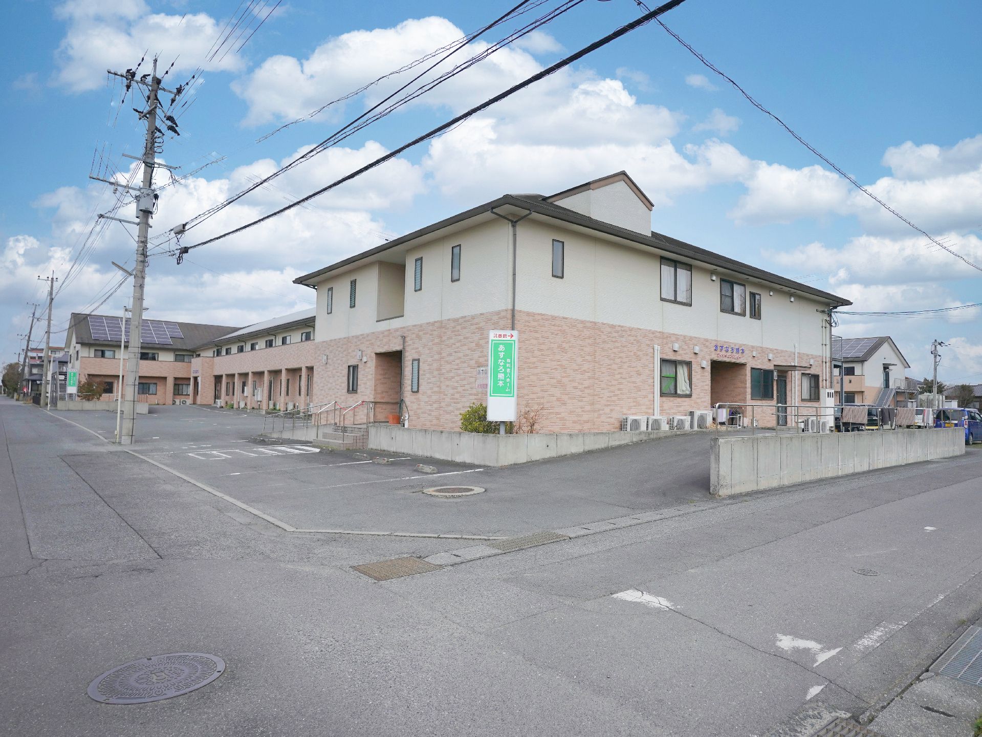 2階建ての住宅型有料老人ホーム