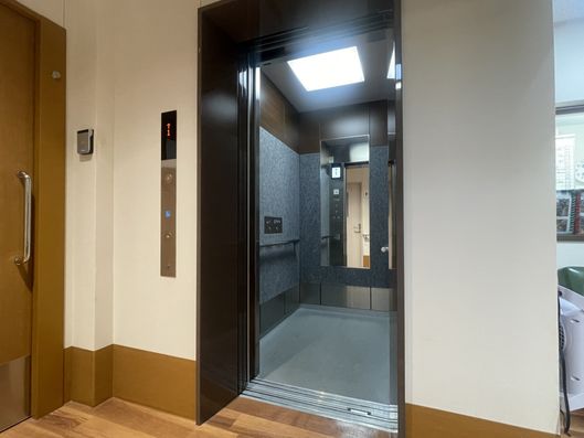 エレベーター