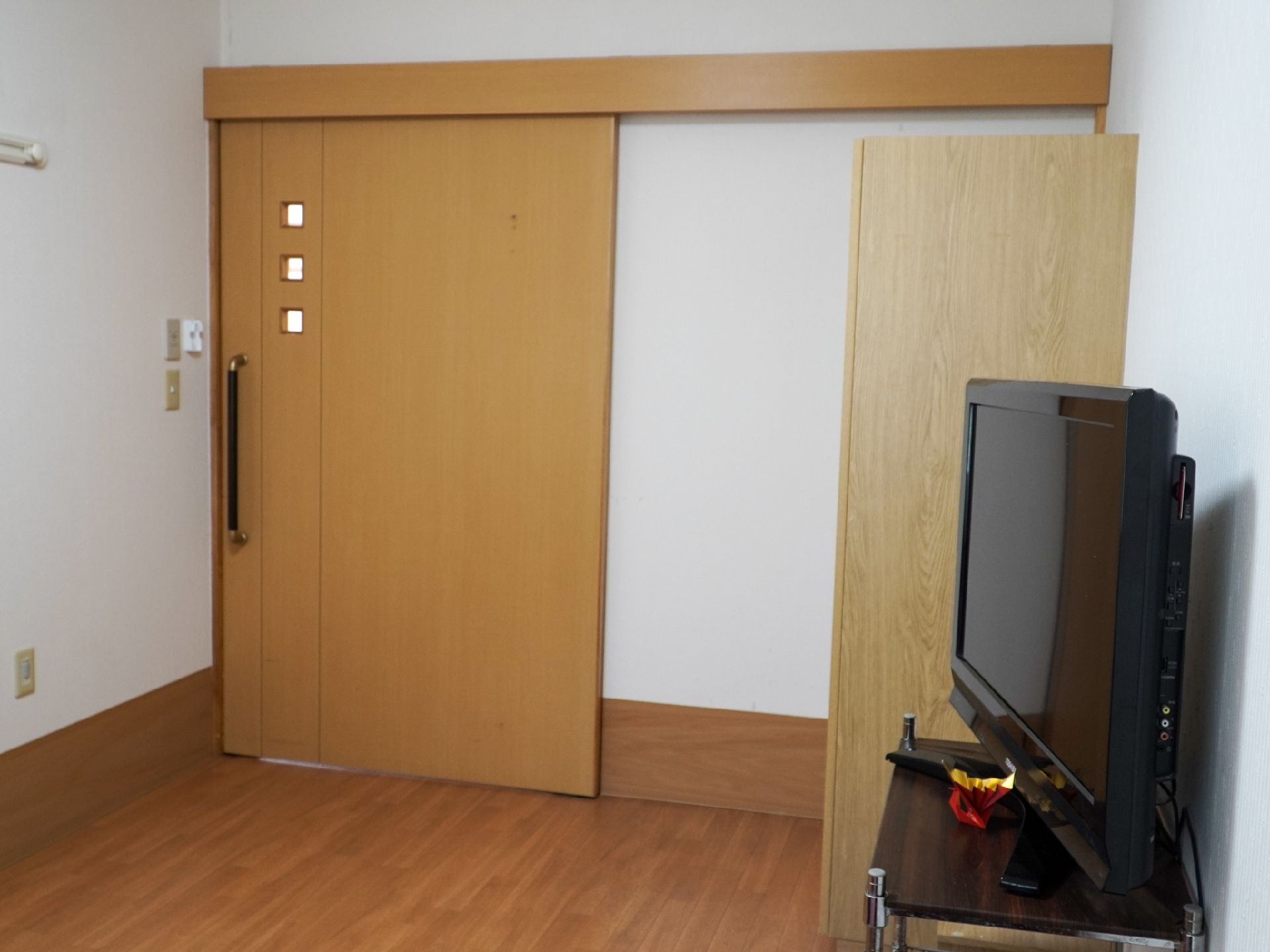 面積が広く、家具を多く設置することのできる居室