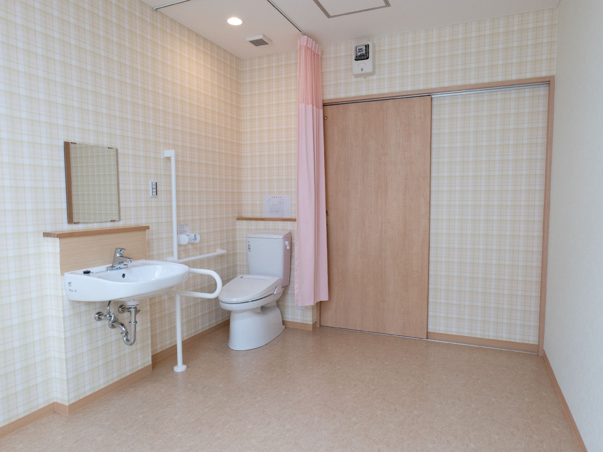 トイレや洗面台が設置されている居室