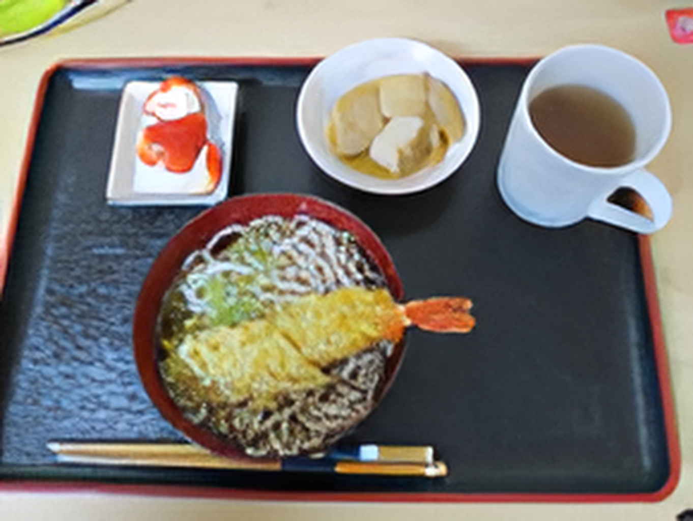 和食の昼食セット提供シーン