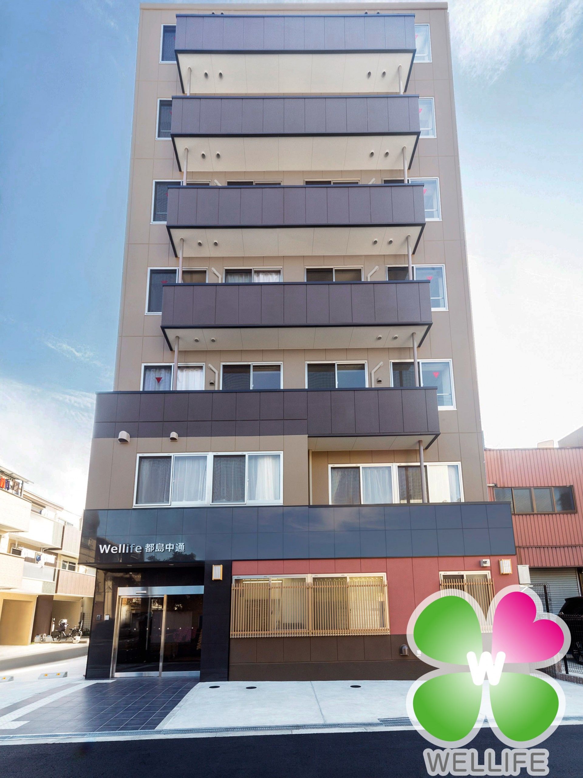 モダンな外観の建物