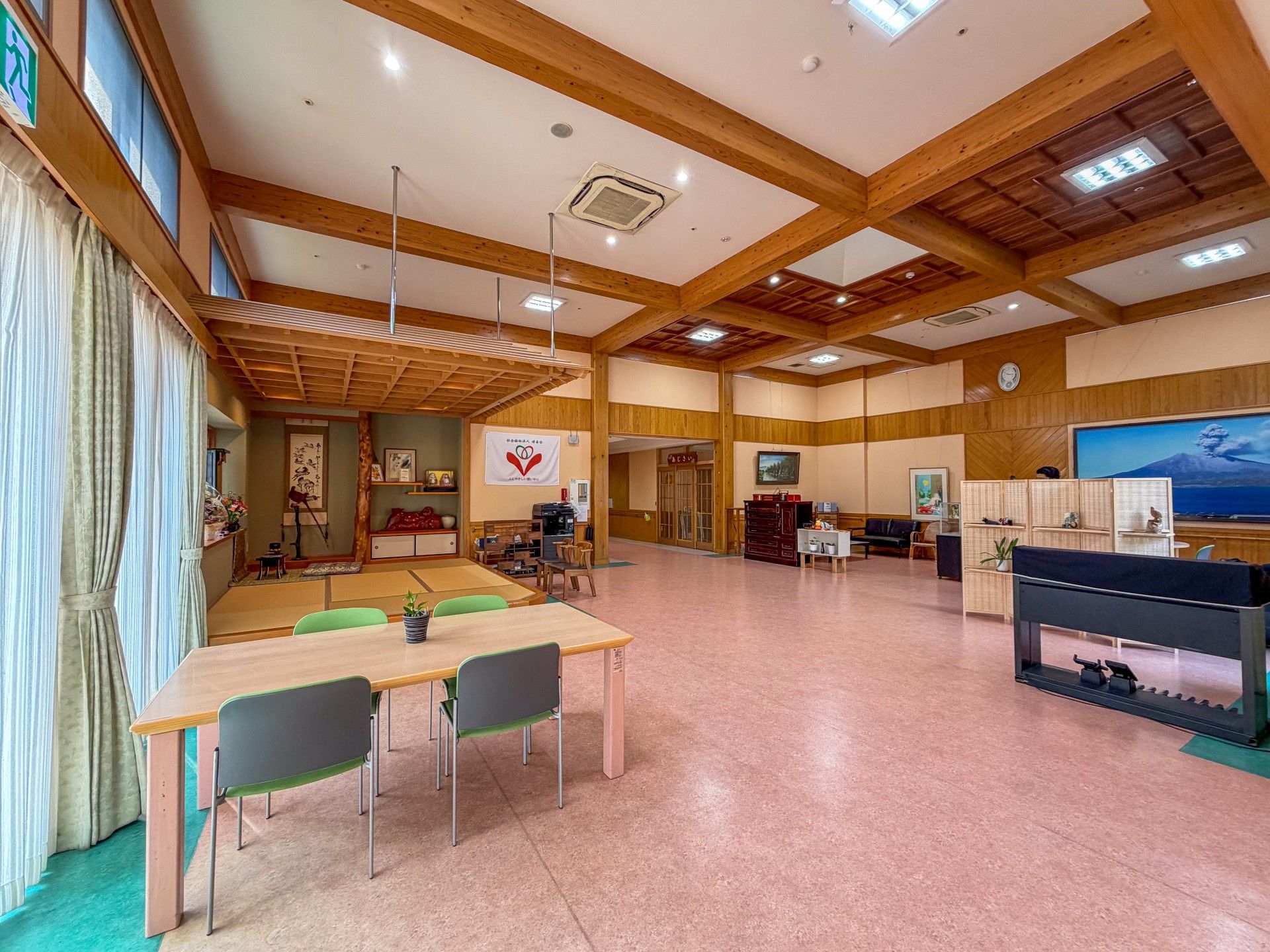 広々とした和風の空間