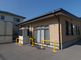 介護施設の入り口と外観