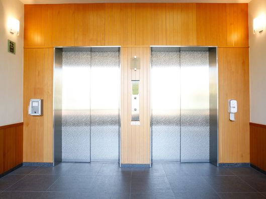 エレベーター