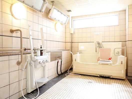 介護用風呂場