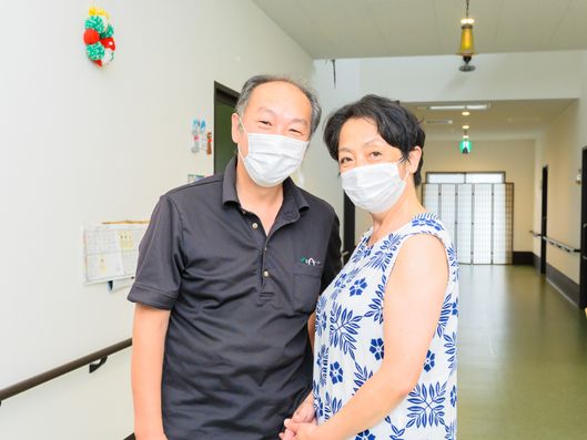 介護サービスを行うスタッフ