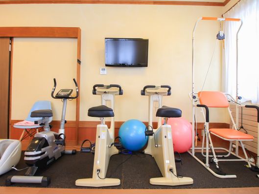 トレーニング機器