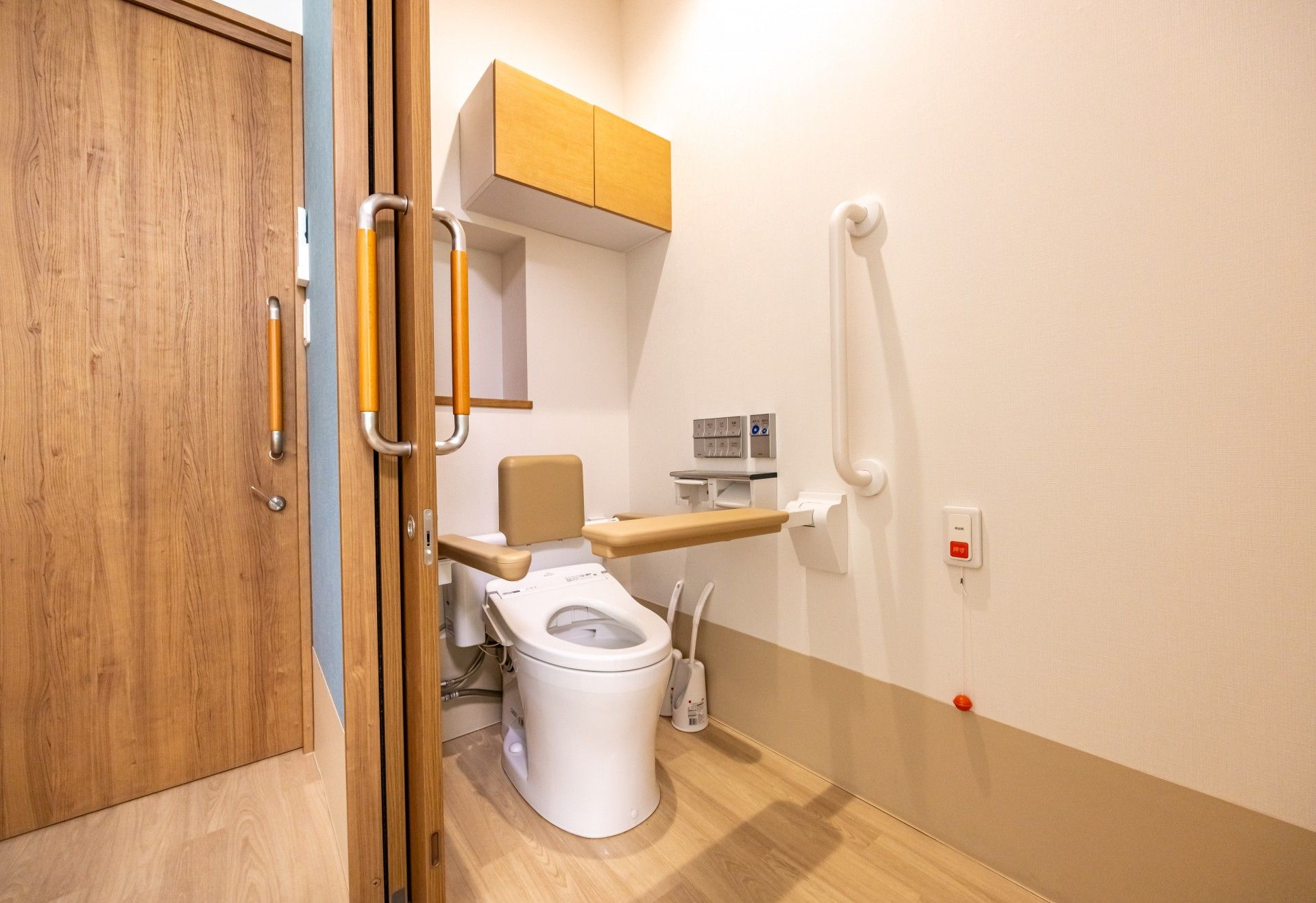 バリアフリーのトイレ設備
