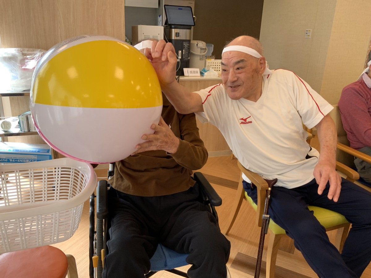楽しそうなレクリエーションの様子