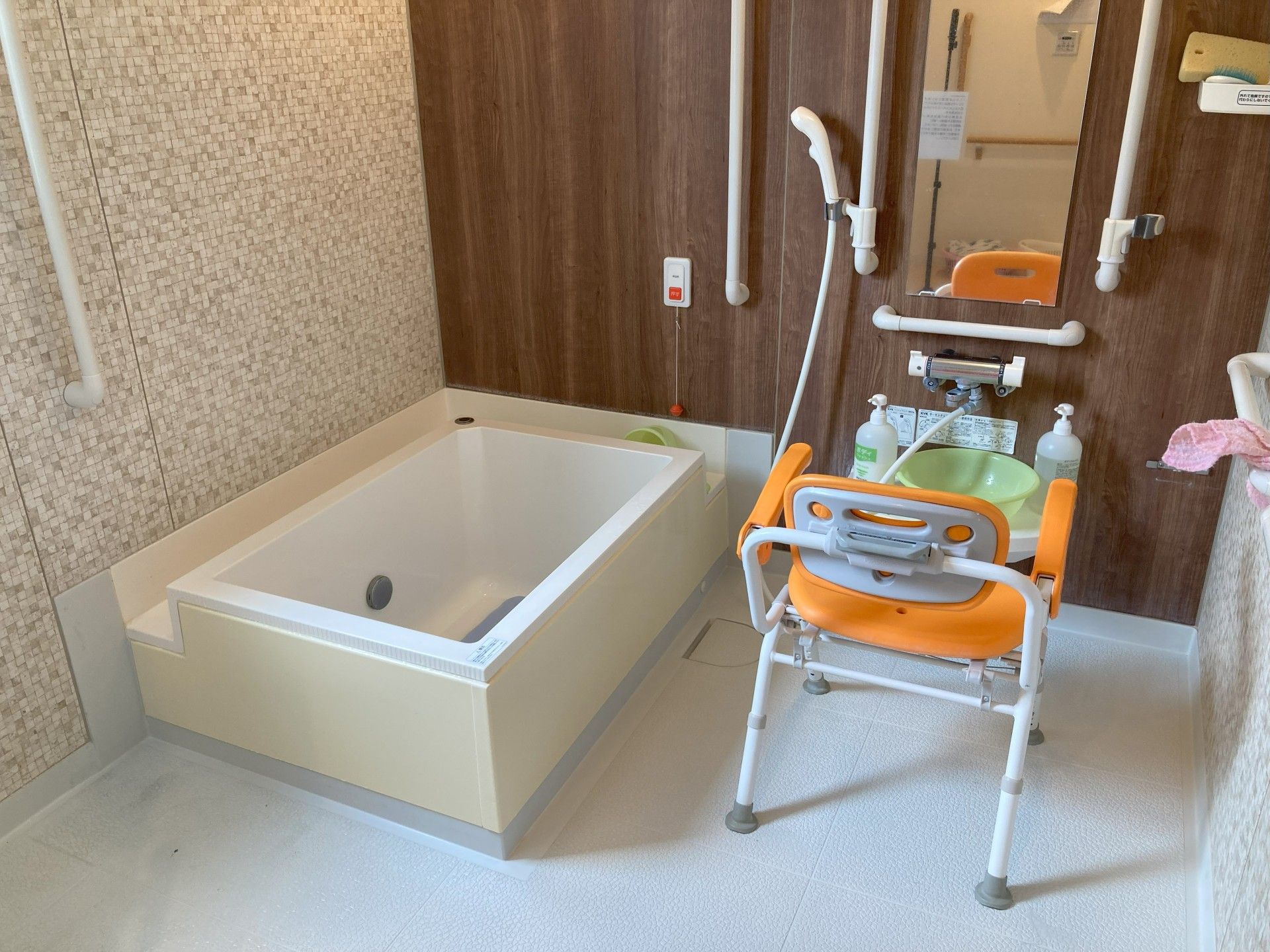 バリアフリー浴室設備