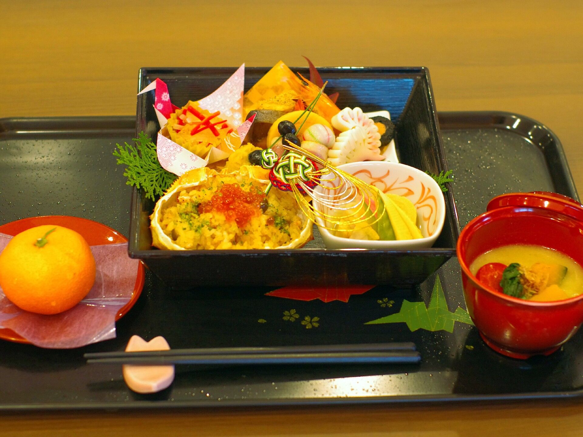 食材を厳選し調理だけでなく盛り付けにもこだわった和食