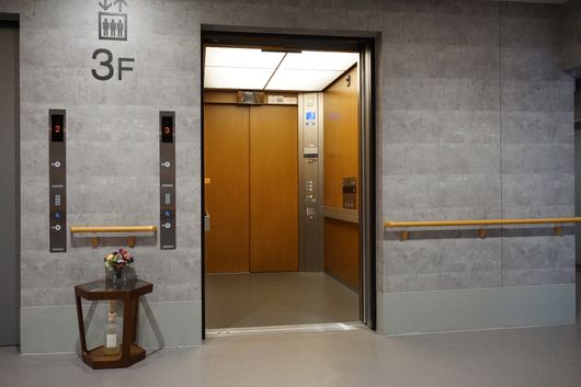エレベーター