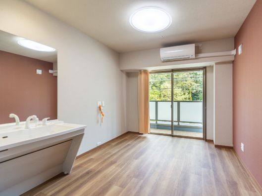 トイレ・洗面台