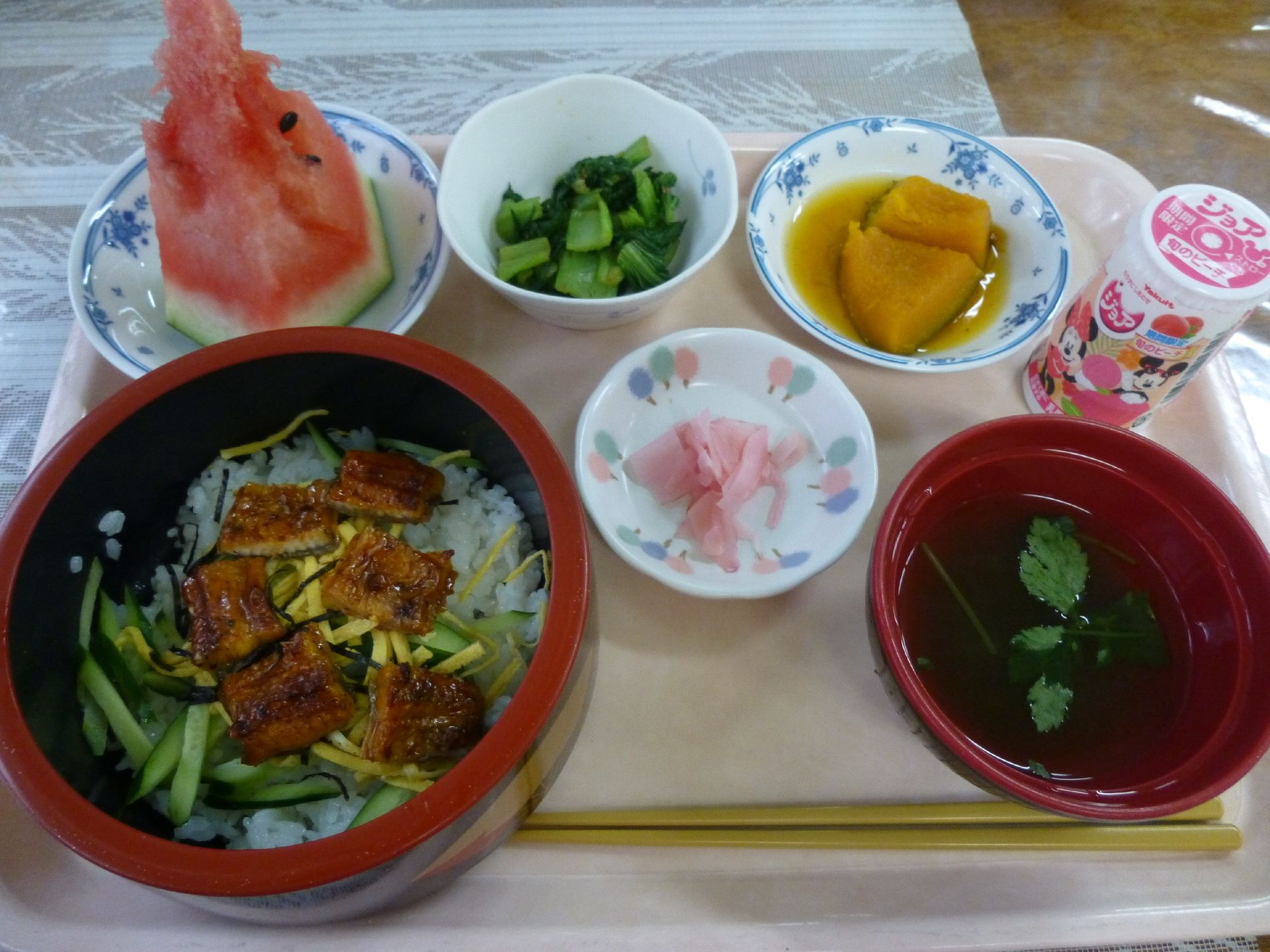 栄養満点の食事風景