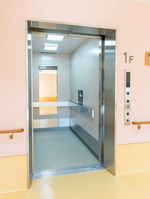 エレベーター