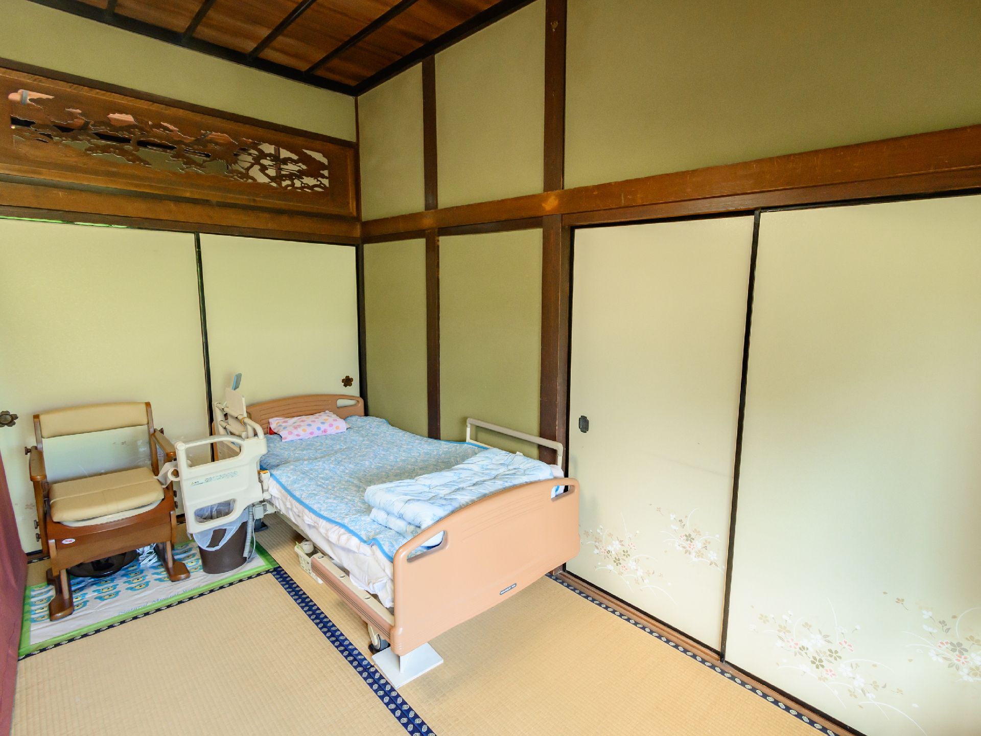 介護施設内にある和風の居室