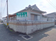静かな街角の交差点