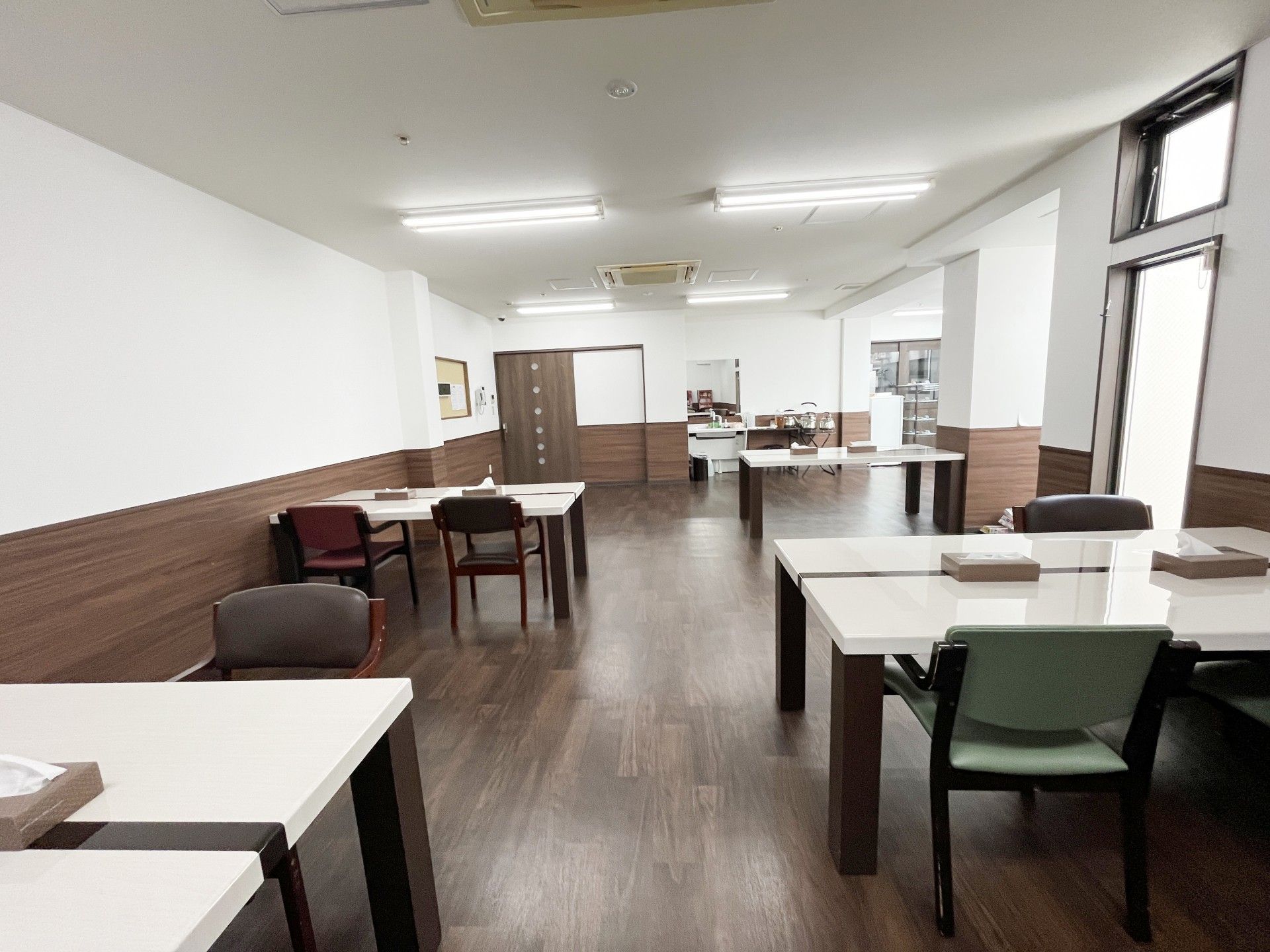 入居者用の清潔な浴室