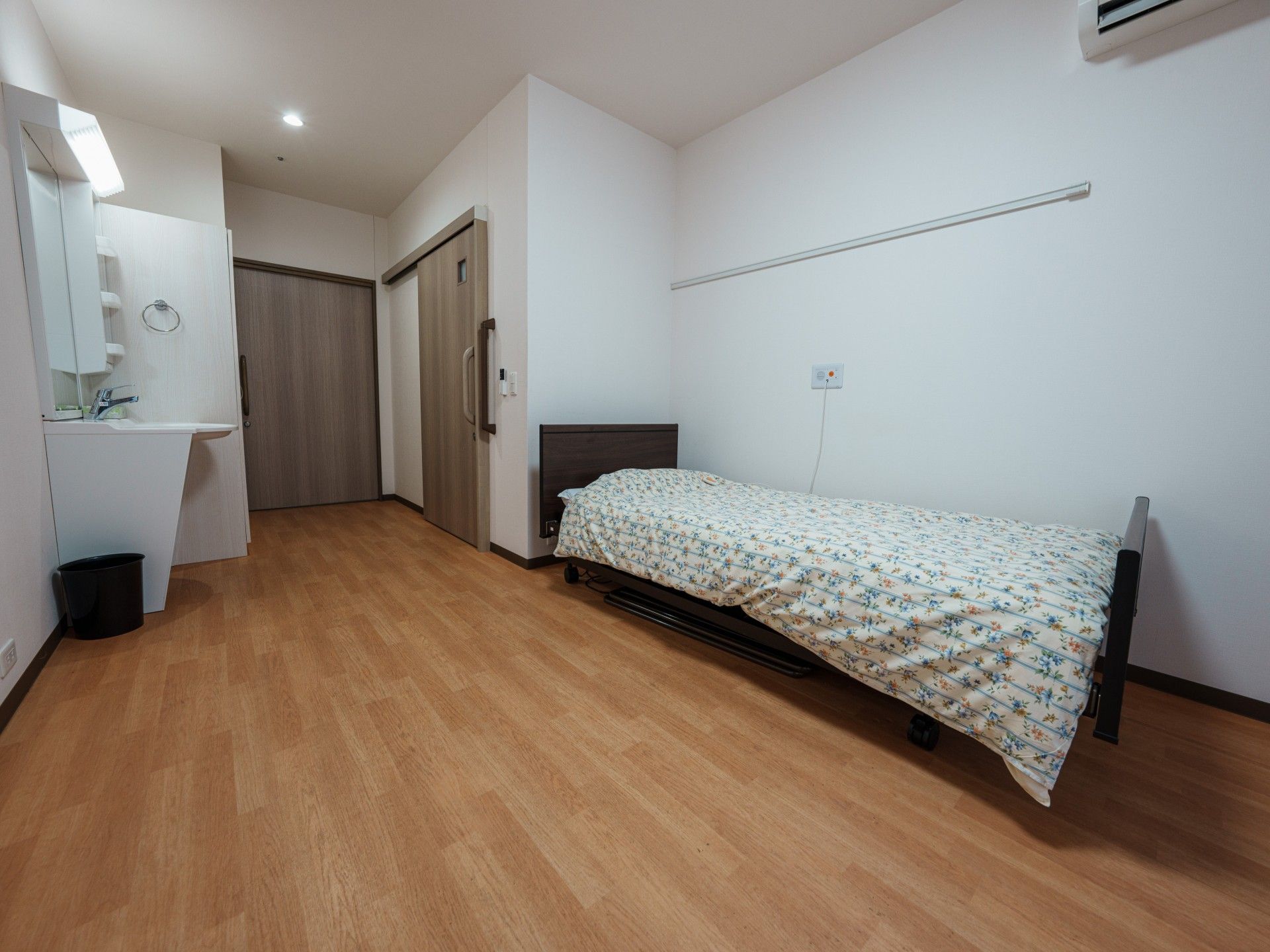 シンプルな居室