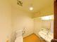 バリアフリー設計のトイレスペース