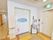 5階建ての館内は、エレベーターで各階を移動できる。大きな開閉扉は、施設名のロゴが描かれたオリジナルの扉。