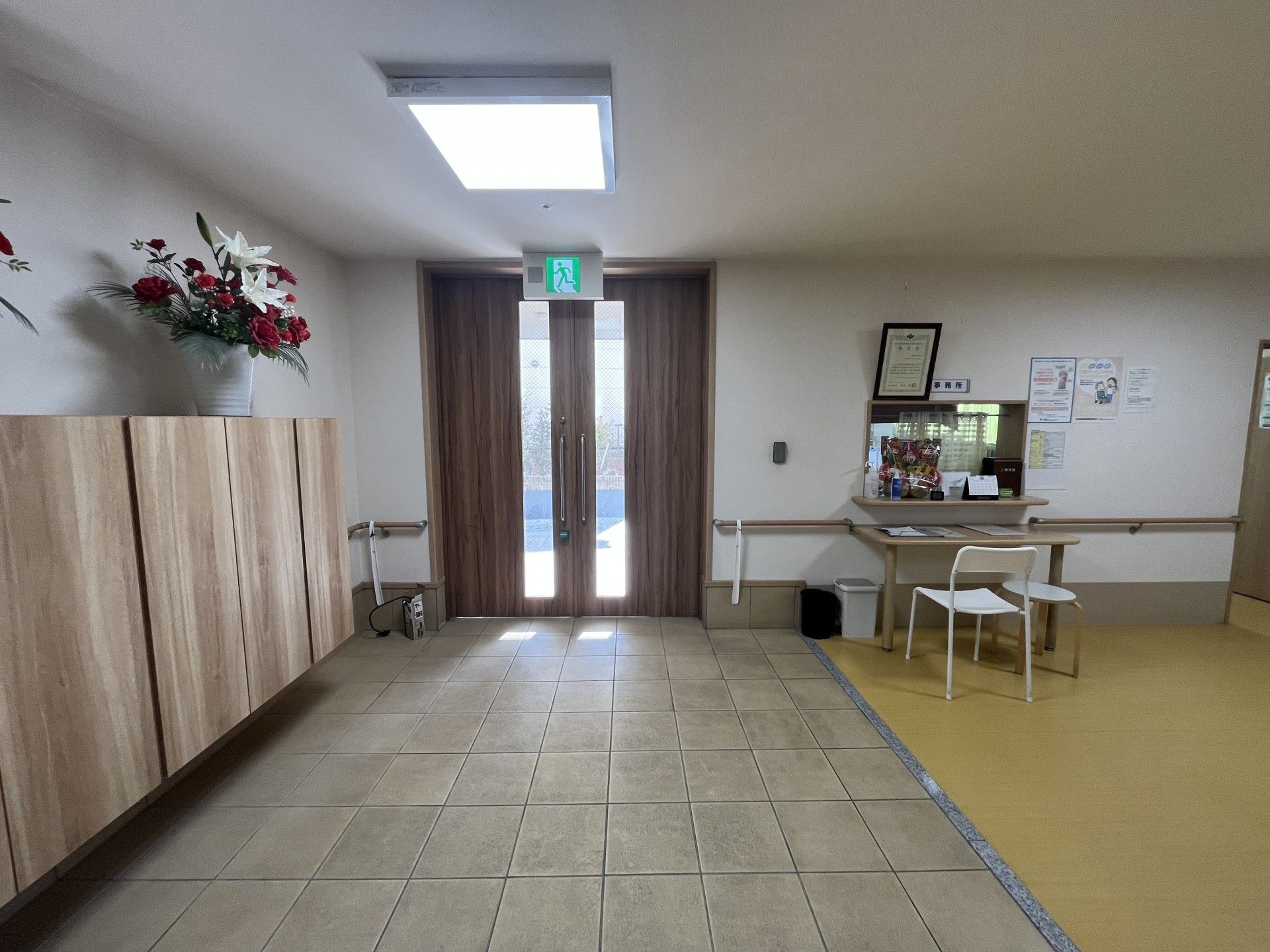 明るいエントランス